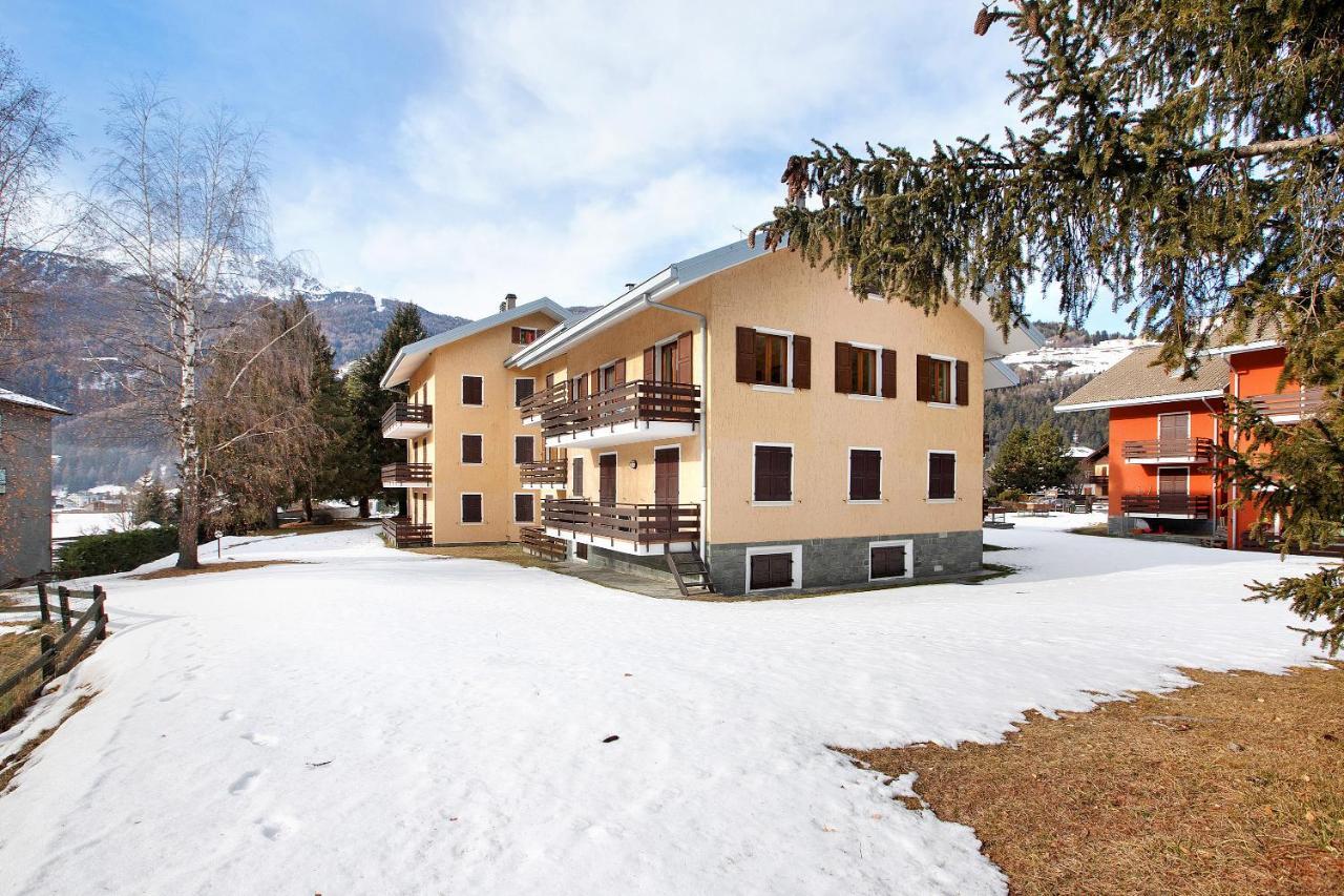 Condominio Solena Bormio Buitenkant foto